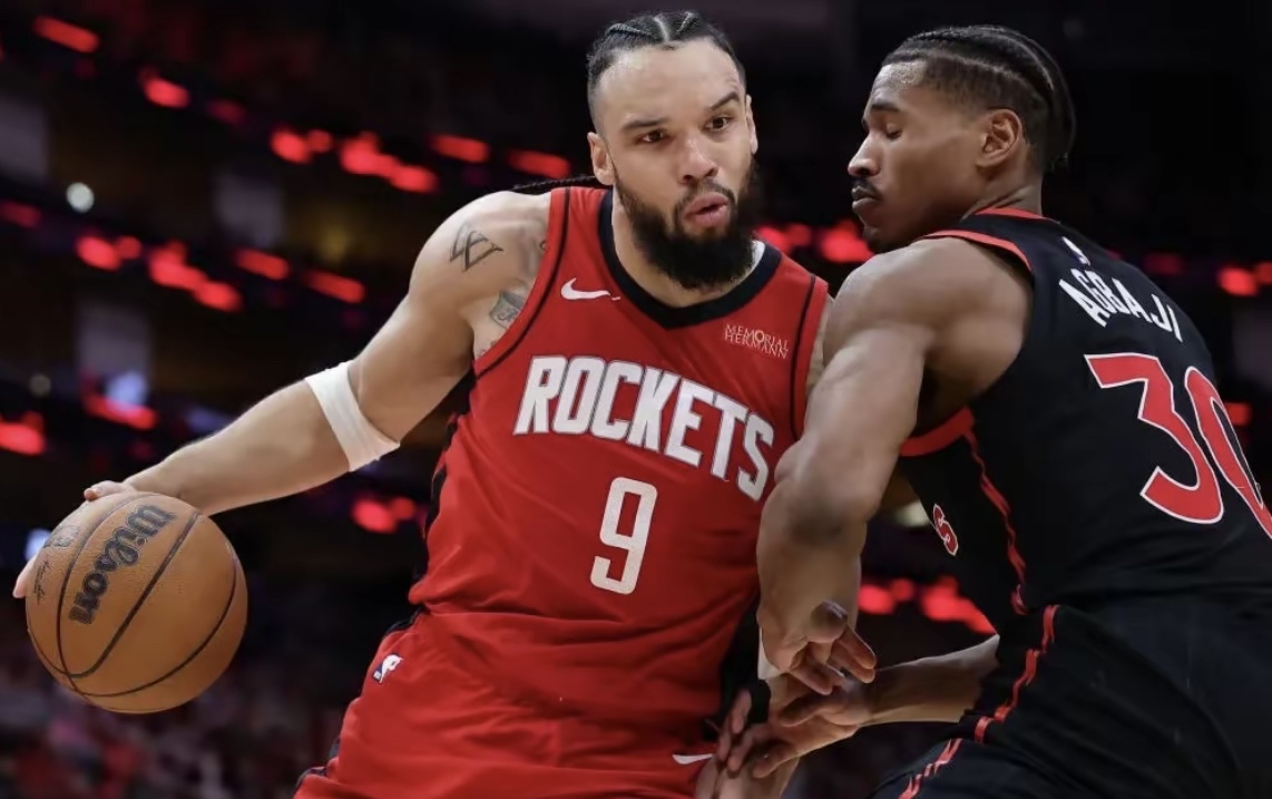 开云官网-包含赛地聚焦：NBA常规赛冲刺阶段热度飙升，密尔沃基雄鹿队长鼓劲，球迷炸锅，轮换策略成焦点的词条